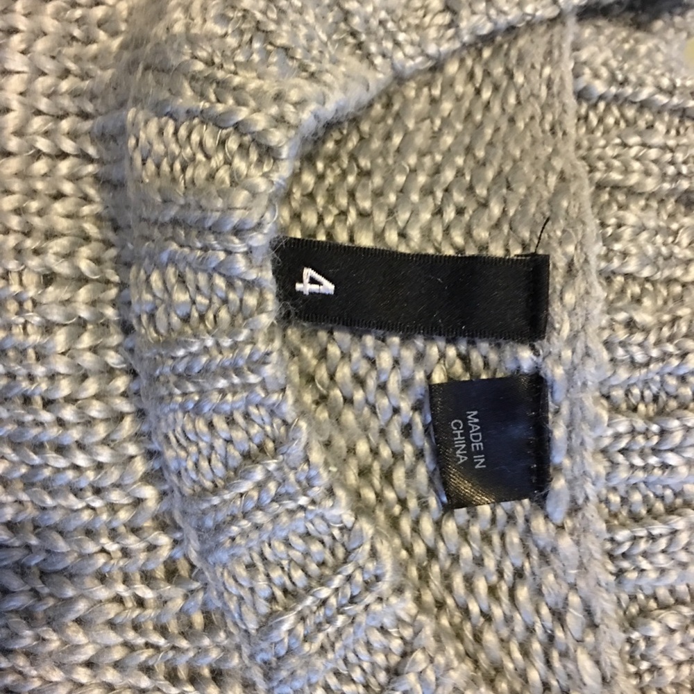 H&M sweater - Picture 5 of 7